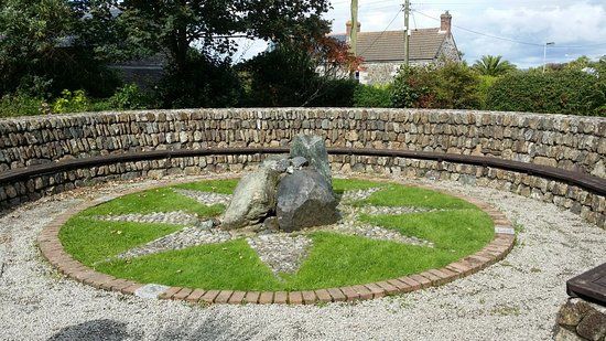 Mullion Garden