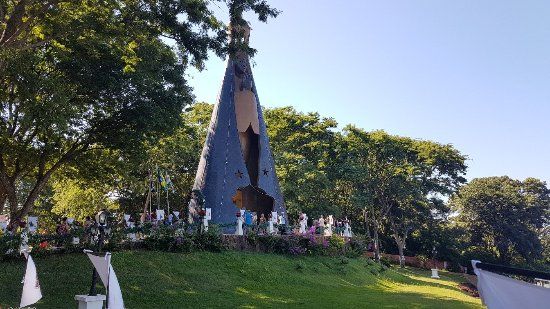 Monumento a Nossa Senhora Aparecida em Itaipulandia