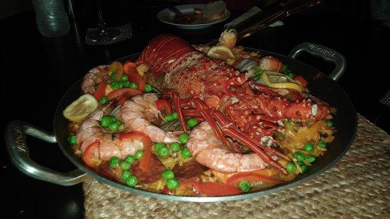 El Tapeo Wine Bar