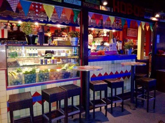 Hobos Cocktail Bar