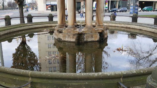 Albertplatz Square