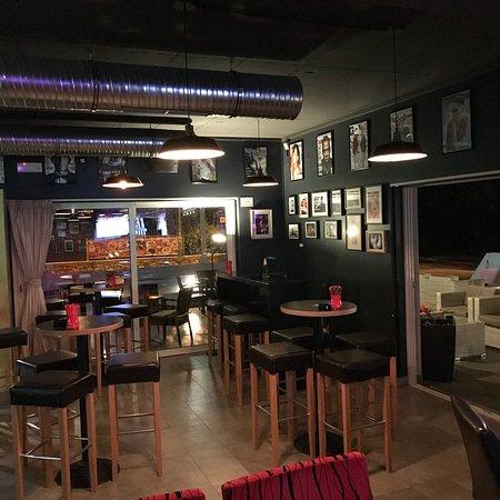 Big Blue Wine Bar