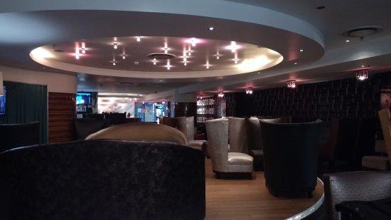 Shongololo Lounge