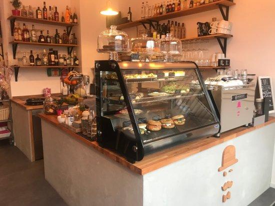 Suess Dealer Cafe