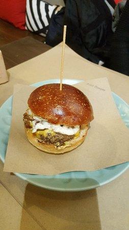 Etmanyak Burger&Sosis
