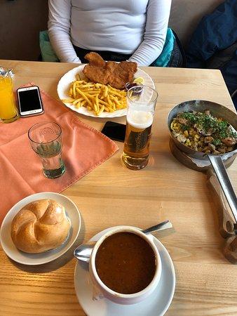 Max Pub Tirol