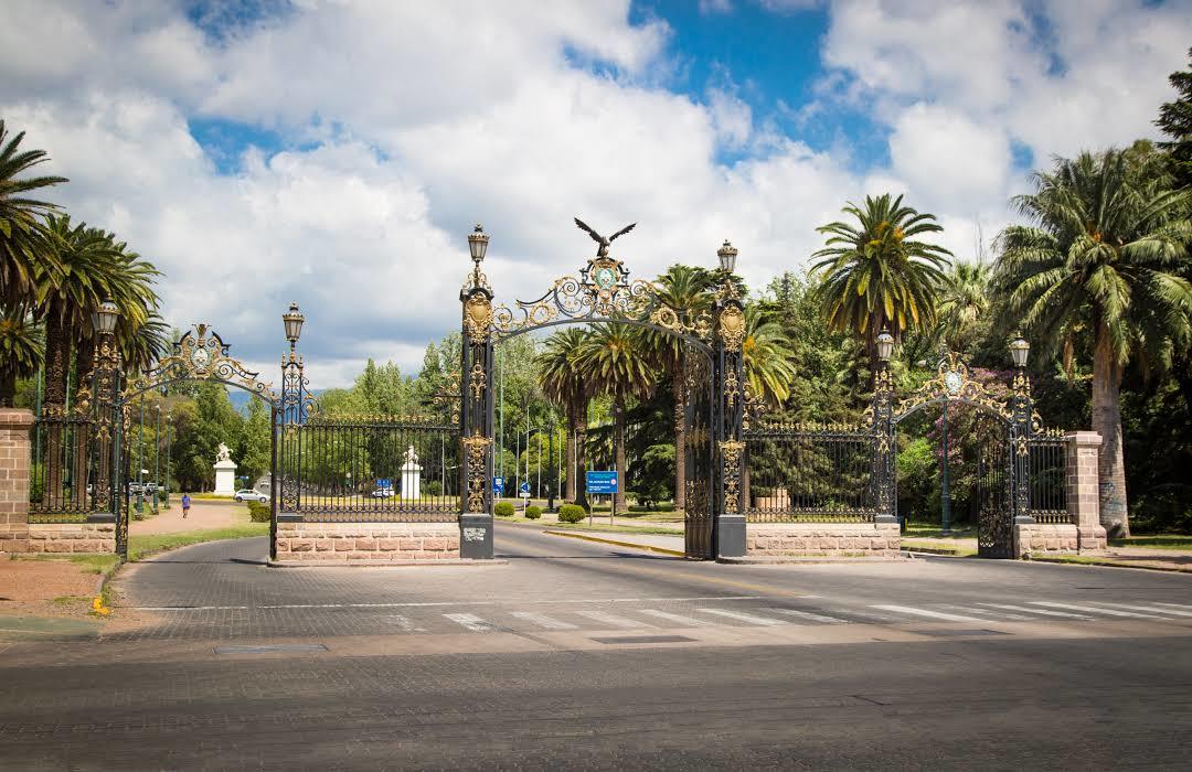 General San Martin Parkı