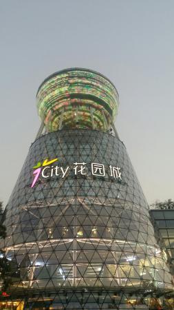 Merchants Garden City Center