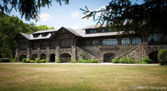 Bear Mountain Inn and Overlook Lodge