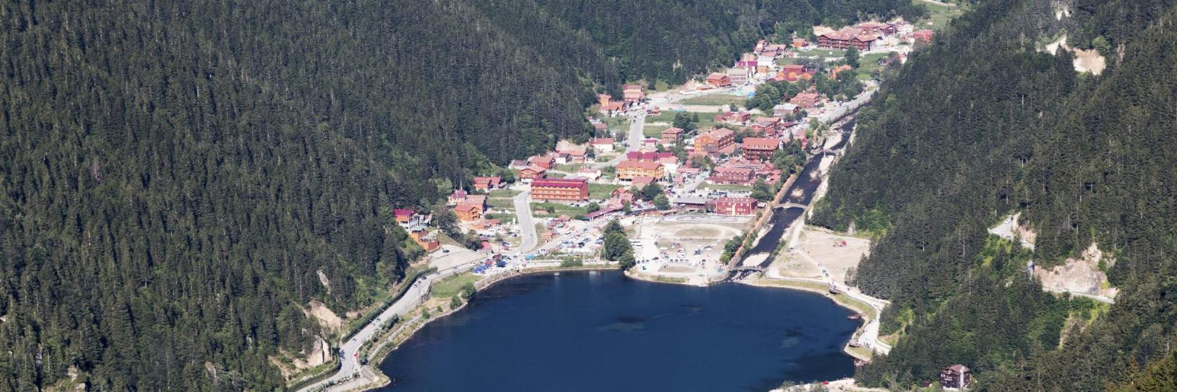 Uzungöl Yaylası ve Gölü