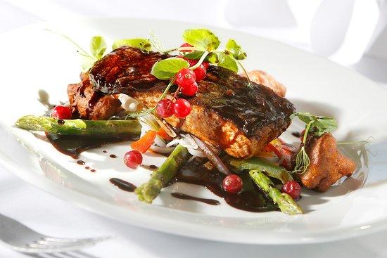 The Library Restaurant at BEST WESTERN Whitworth Hall