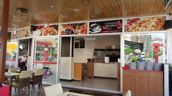 Lalezar Restaurant