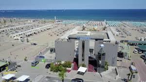 Astoria Beach