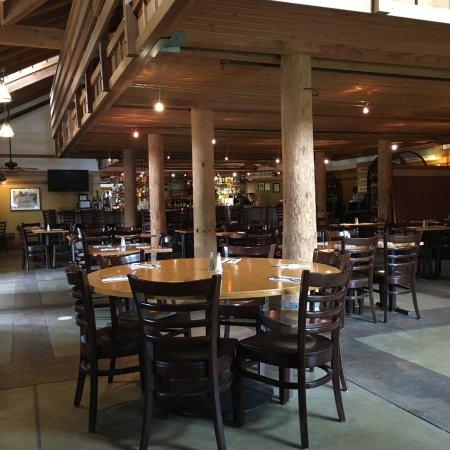 Cascade Bar & Grill