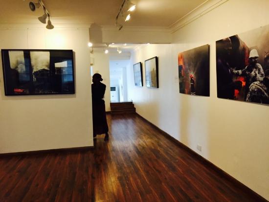Red Door Art Gallery