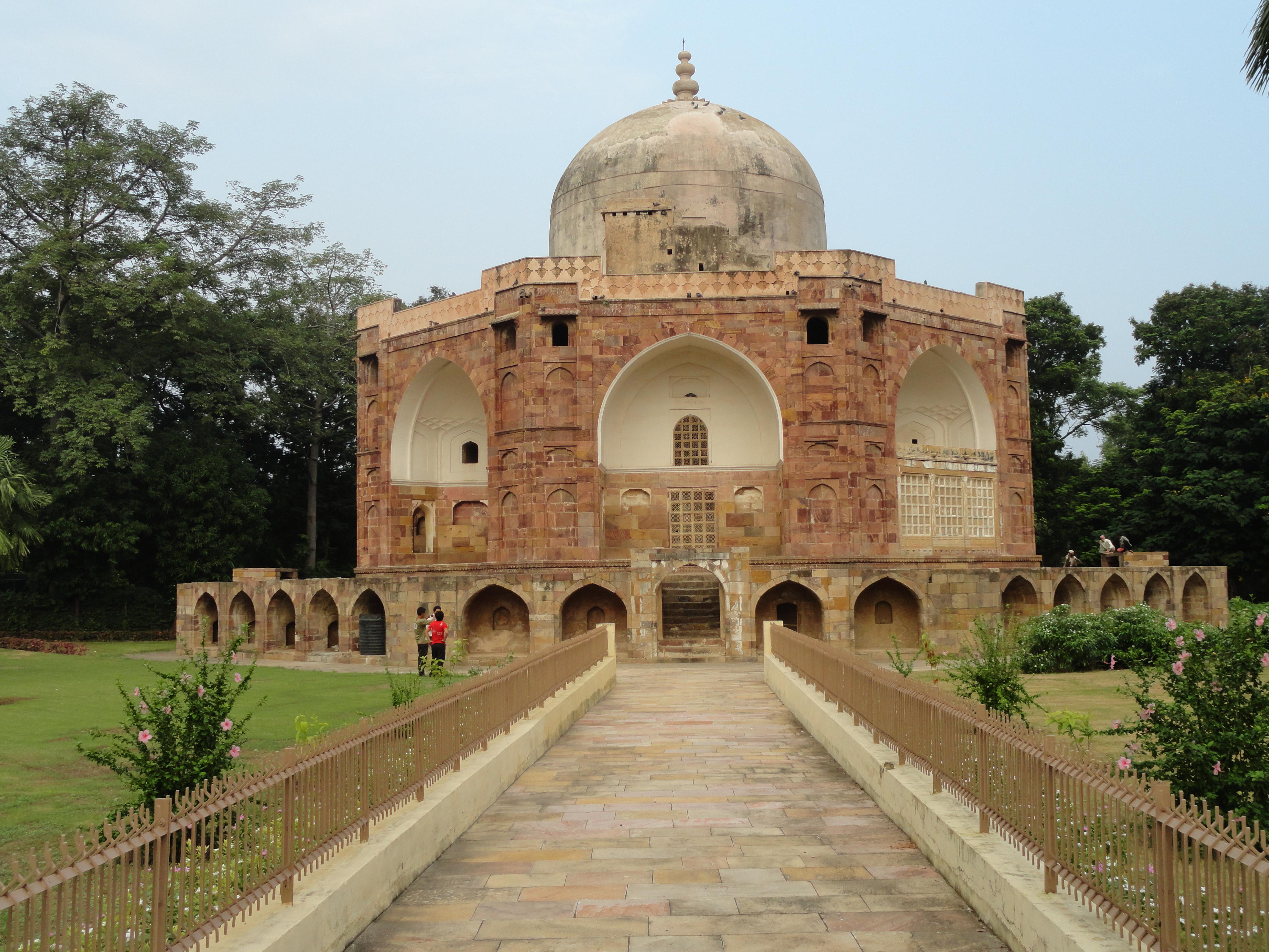 Hazira Maqbara