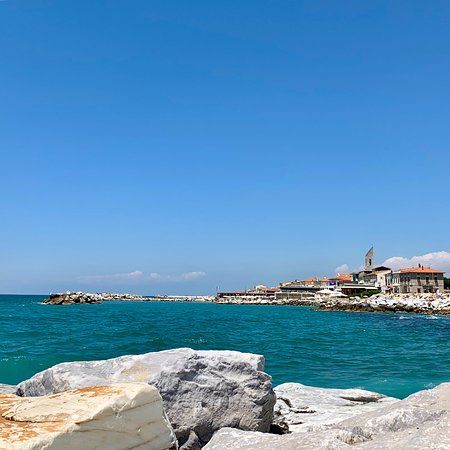 Scogli Marina di Pisa