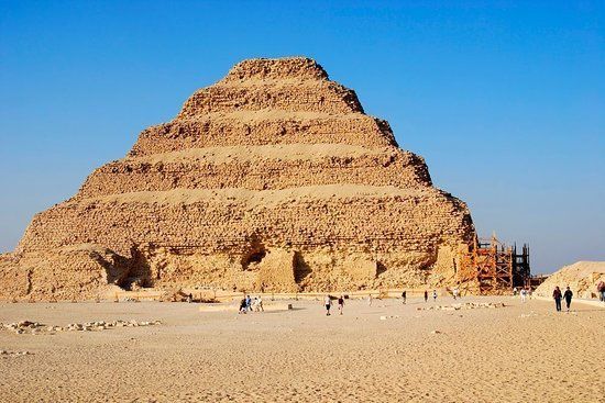 Sakkara Piramitleri