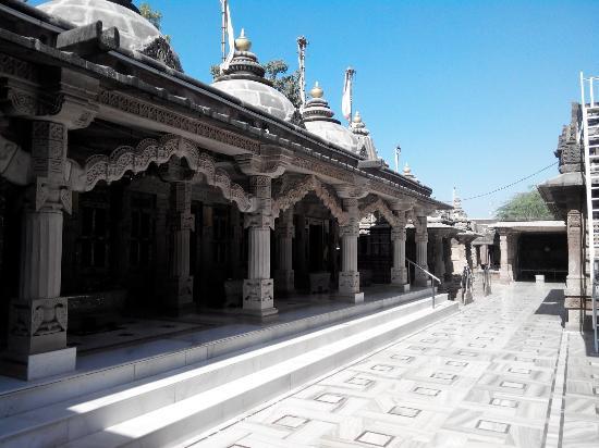 Jain Mahavira Temple