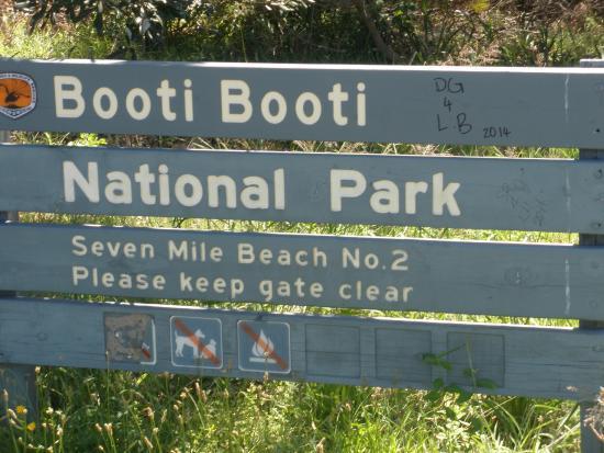Seven Mile Beach