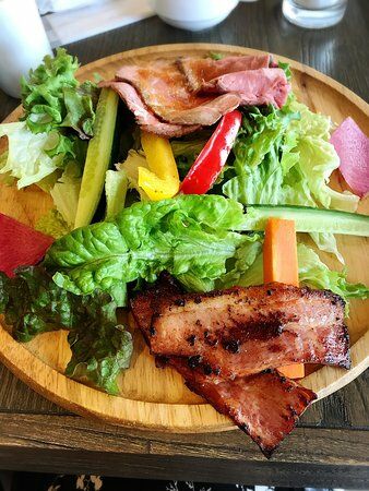 Estaji Grill & Beer