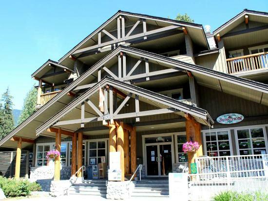 Riverside Cafe